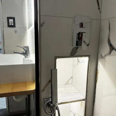 Evoo Apartment *